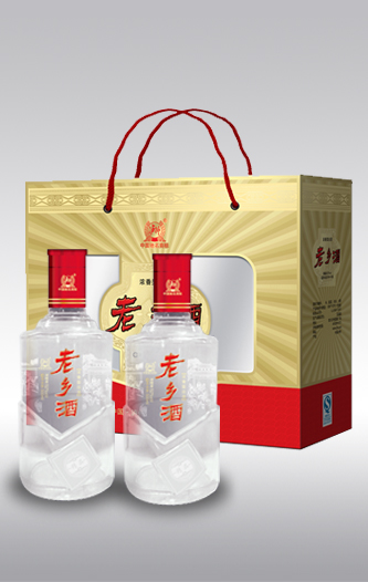 瀘州老鄉(xiāng)酒（金卡禮盒）